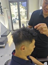 -尤司男士国潮理发馆