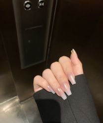 -董小姐日式美甲美睫·皮肤管理