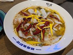 -酸渡·老坛酸菜鱼·现炒下饭菜(港惠新天地店)