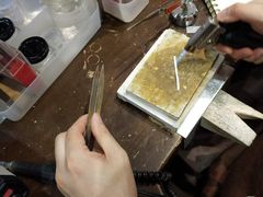 -十八字金·银饰·拼豆·开蚌DIY(魏公芳华里店)