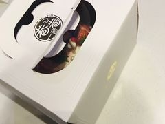 草莓的山丘-卷心卷意·轻甜蛋糕(新光天地店)