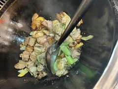 -地锅公社·现炒地锅鸡·地锅鱼·夜宵(罗锦路店)