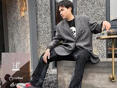 -BALENCIAGA(比斯特苏州购物村店)