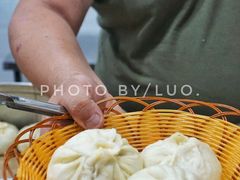 牛肉包-郑家包子牛肉拉面(尚勤路店)