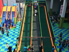 -蒙特利亲子乐园