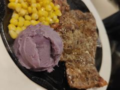-豪客来牛排(中央花苑店)