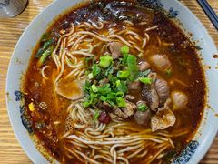 -丁丁猫重庆小面(徐州路店)