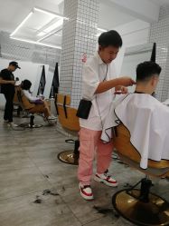 -HANYI韩艺形象店