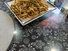 -八两八金·莱芜特色炒鸡(市南漳浦路店)