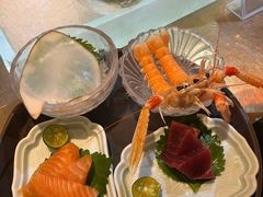-半岛翡丽海鲜自助餐厅(观风亭店)