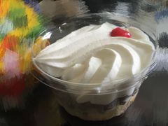 -红宝石·鲜奶小方·海派西点房(南丹店)