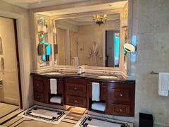 -广州富力丽思卡尔顿酒店