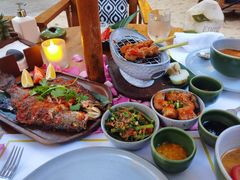 -三亚艾迪逊酒店·海滩烧烤 BARBACOA·现场乐队·浪漫晚餐·烧烤海鲜