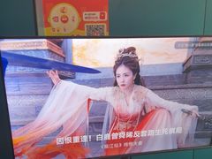-荒岛实景沉浸密室(江汉路1店)