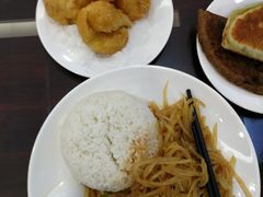 -聚德华天护国寺小吃(甜水园店)