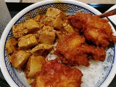 麻婆豆腐炸鸡饭-吉野家(东海缤纷天地店)
