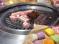 -哈哈碳都·牛肋条无限自助烤肉(宝龙店)