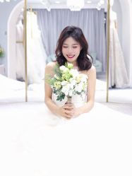 -衣贝姿婚纱礼服馆
