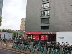 -麦当劳(轻轨曹杨路店)