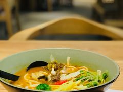 手切酸菜牛腱子面-陳八两面家(滨江天街店)