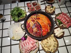 -贰回巷火锅馆(钟楼店)