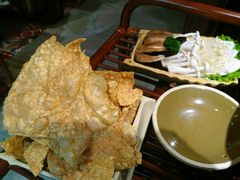 -东巴婆婆云南鱼豆花火锅(大东门店)