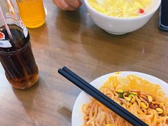 -子午路张记肉夹馍(翠华路店)