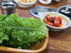 生菜-城山辣炒黑猪肉