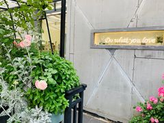 -边渡咖啡烘焙店(昙华林店)