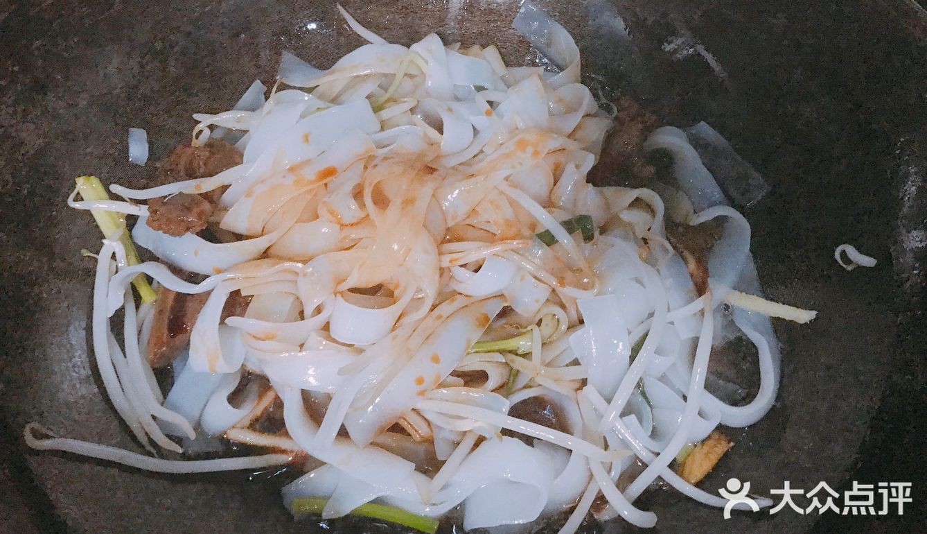 简单易做还能健脾养胃的干炒牛河