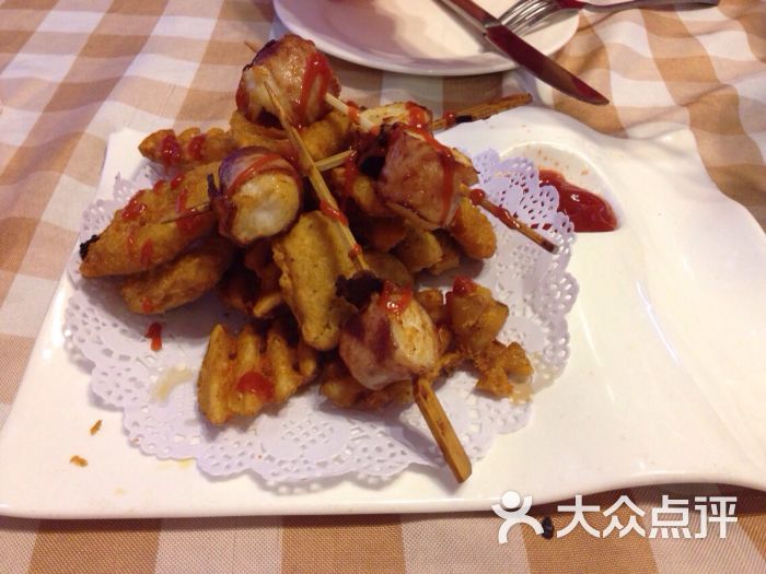 查克芝士欢乐餐厅