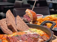 -LESCEDARS Brasserie Bistro香柏树