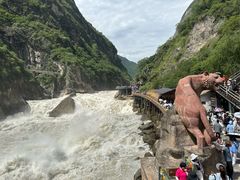 -丽江虎跳峡景区-售票处