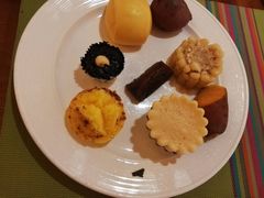 -岷山饭店-芝芝自助餐厅