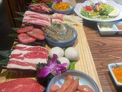 -明洞阿姨·韩式酱蟹烤肉·创意料理(三元桥店)