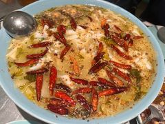 -姚姚酸菜鱼·金戈戈香港豉油鸡(喜荟城联名店)