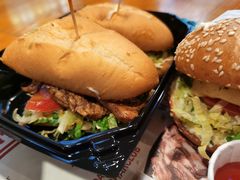 -The Habit Burger Grill 哈比特汉堡(复兴soho店)