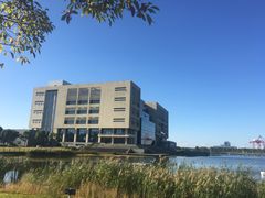 -海事大学图书馆(临港校区)