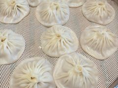 开封灌汤小笼包-梅利汴京烤鸭•开封豫菜地标店(东司门店)