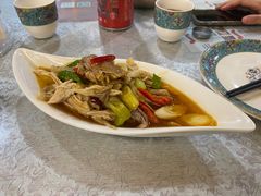 -汗腾格里·风味餐厅(新疆驻京办店)