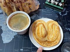 小蝴蝶酥（甜）-国际饭店·帆声西饼屋(黄河路店)