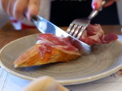 -Tapa Tapa