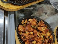 -老东镇啤酒屋海鲜加工·蒸汽海鲜·海鲜烧烤(台东店)