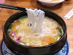 -双桥园·云南过桥米线(古城南门店)