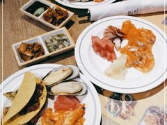 -咖啡苑自助餐厅·中国大饭店