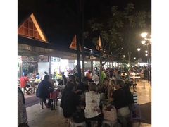 -纽顿熟食中心
