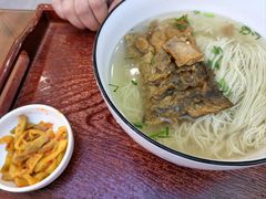 -百年老字号·观振兴蟹黄面·三虾面·苏式面(观前街富仁坊巷店)