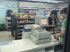 -全家便利店(上体场站店)