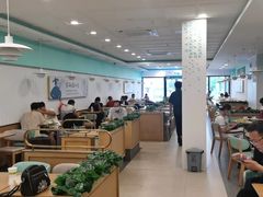 大堂-老乡鸡(合肥火车站店)