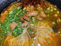 -八月美食小馆(银泰城总店)